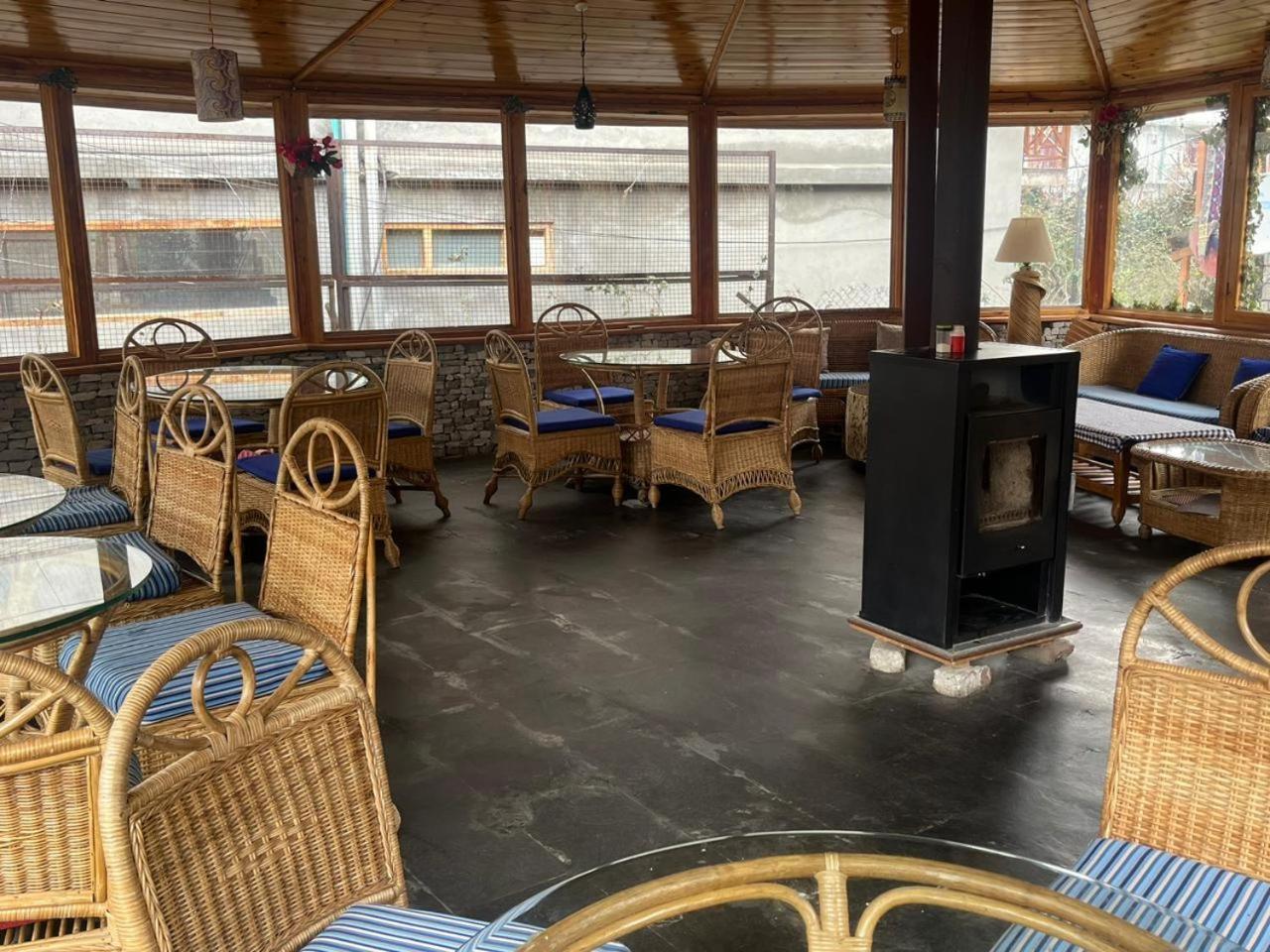 Mrikula Cottage Manāli Dış mekan fotoğraf